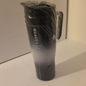 Black and White Travel Mug
